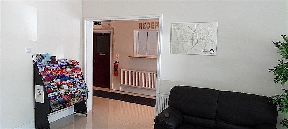 National Hotel Лондон Екстериор снимка