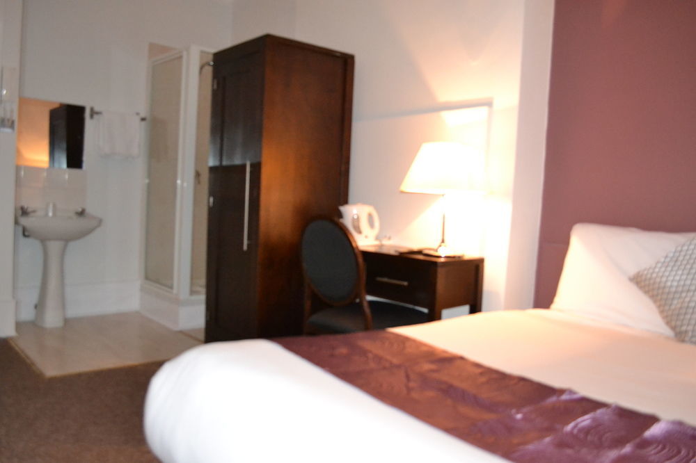 National Hotel Лондон Екстериор снимка