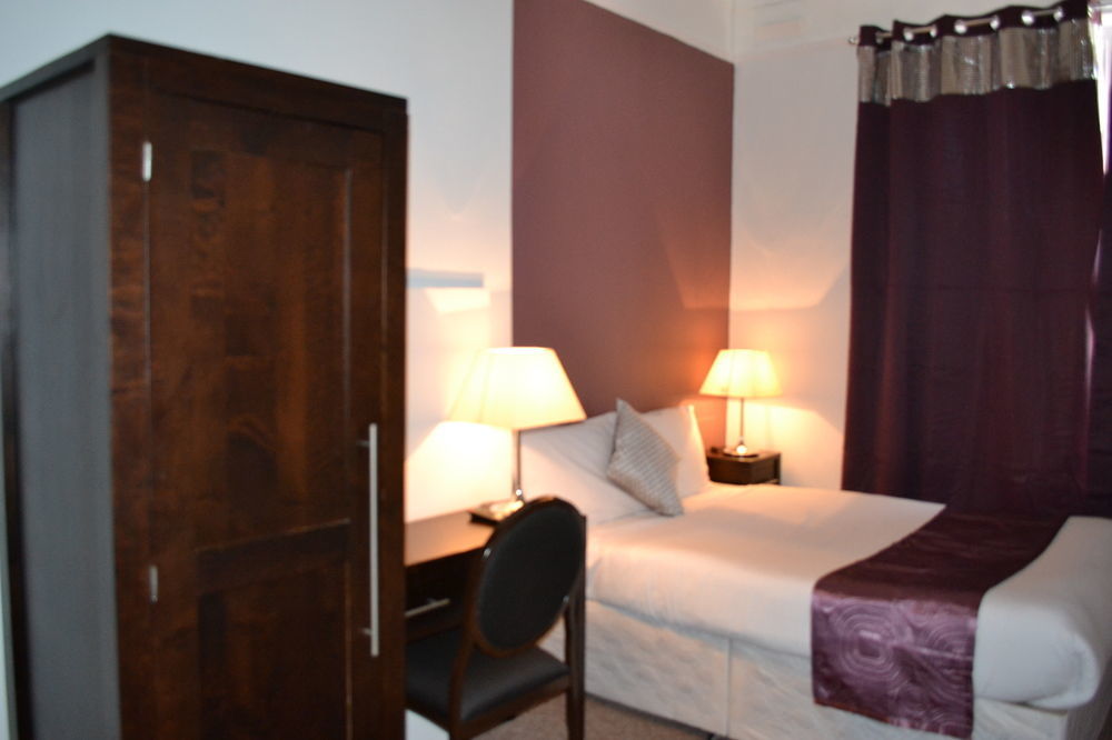National Hotel Лондон Екстериор снимка