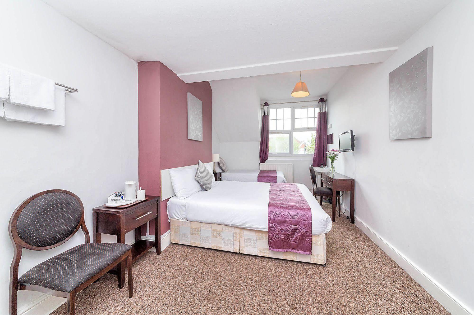 National Hotel Лондон Екстериор снимка